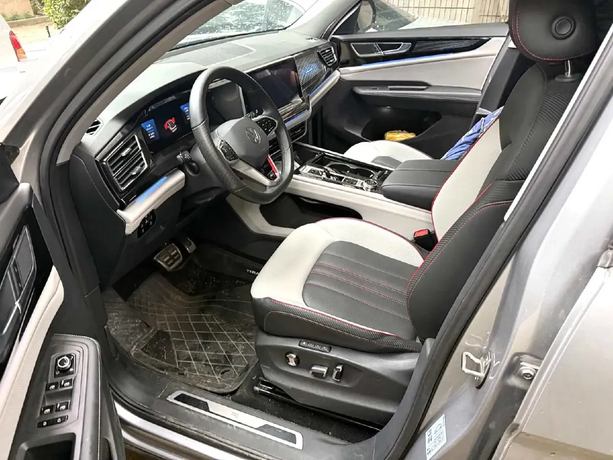 2023 Volkswagen Teramont 2.0T 220HP L4 7DCT,autocango,china used car exporter,china ev exporter,chinese used car exporter,chinese used ev exporter