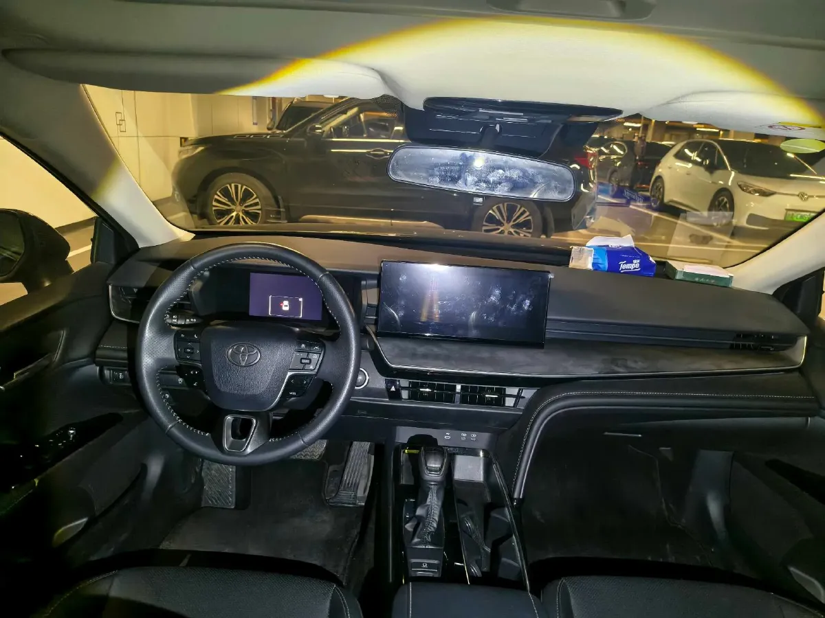 2024 Toyota Camry 2.0L 173HP L4 CVT,autocango,china used car exporter,china ev exporter,chinese used car exporter,chinese used ev exporter