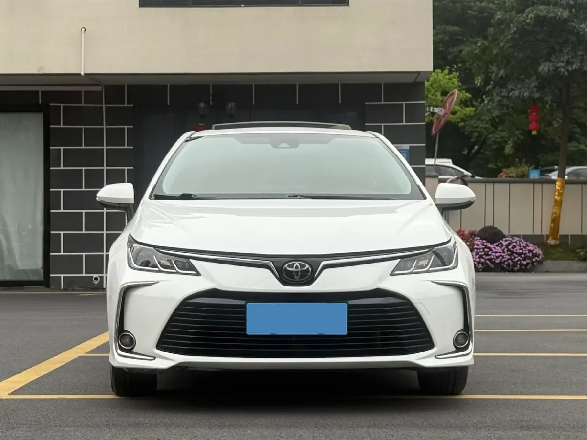 2019 Toyota Corolla 1.2T 116HP L4 CVT,autocango,china used car exporter,china ev exporter,chinese used car exporter,chinese used ev exporter