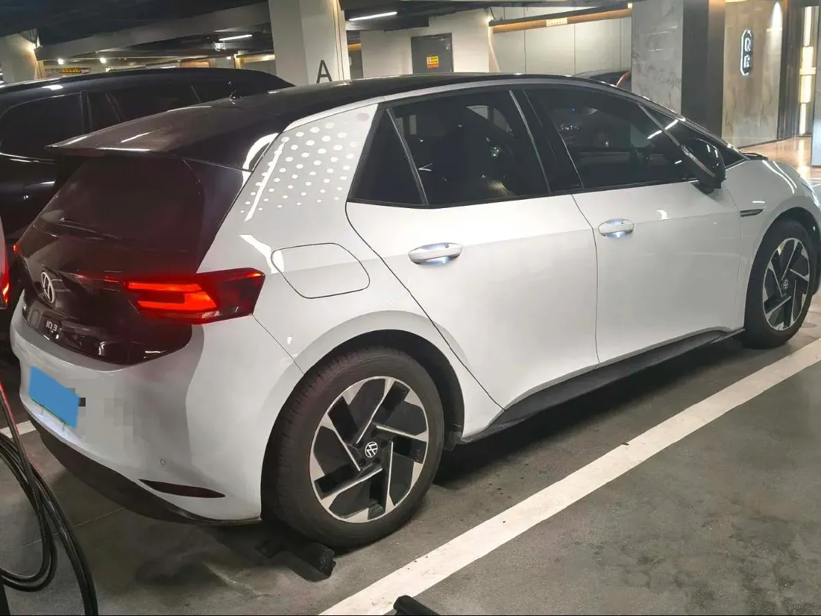 2023 Volkswagen ID.3 BEV 52.8KWH,autocango,china used car exporter,china ev exporter,chinese used car exporter,chinese used ev exporter