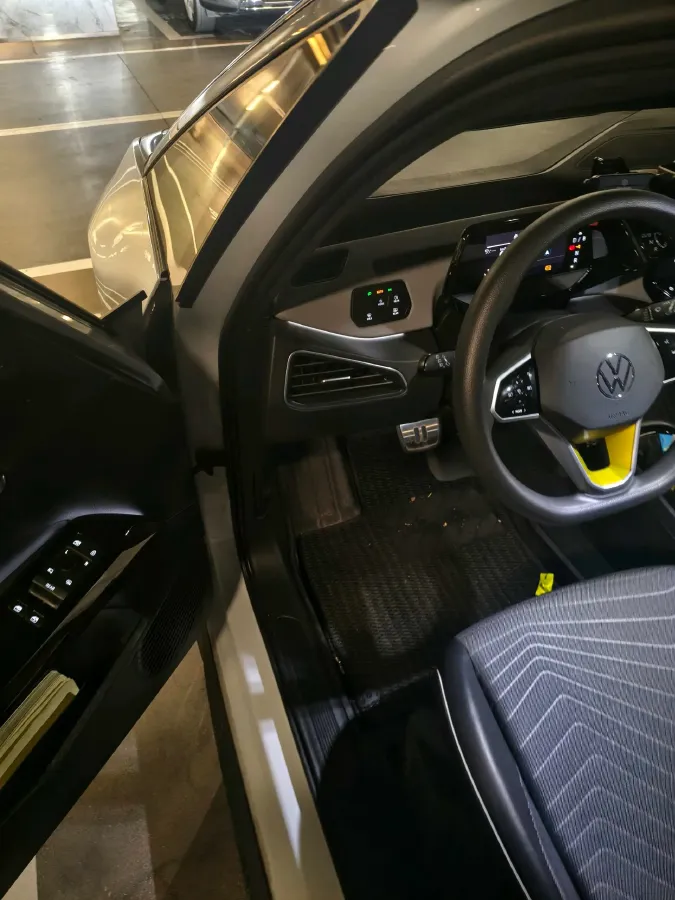 2023 Volkswagen ID.3 BEV 52.8KWH,autocango,china used car exporter,china ev exporter,chinese used car exporter,chinese used ev exporter