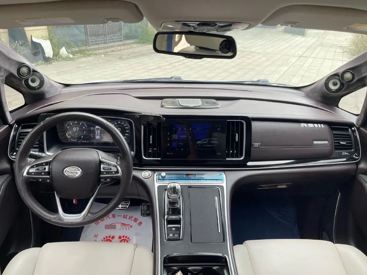 2021 GAC Trumpchi M8 2.0T 252HP L4 8AT,autocango,china used car exporter,china ev exporter,chinese used car exporter,chinese used ev exporter