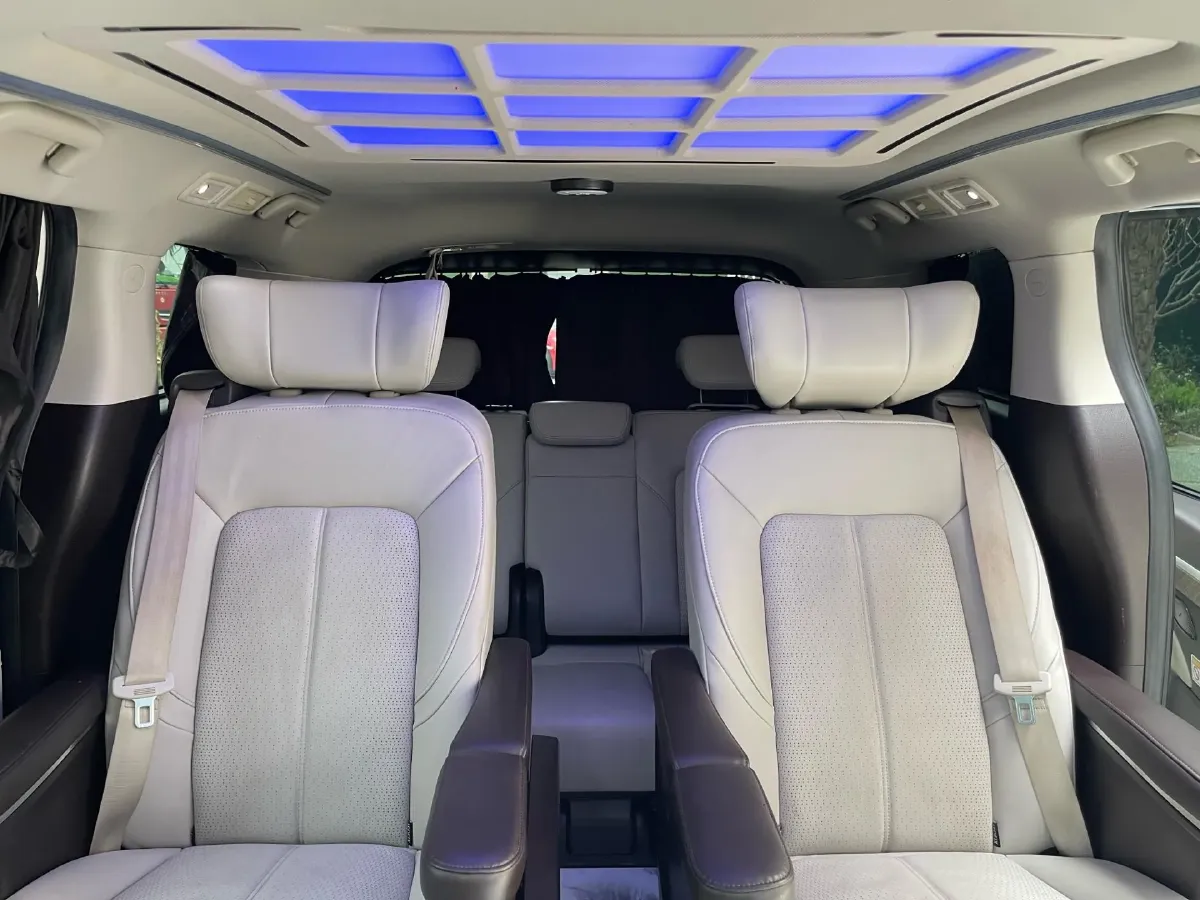 2021 GAC Trumpchi M8 2.0T 252HP L4 8AT,autocango,china used car exporter,china ev exporter,chinese used car exporter,chinese used ev exporter