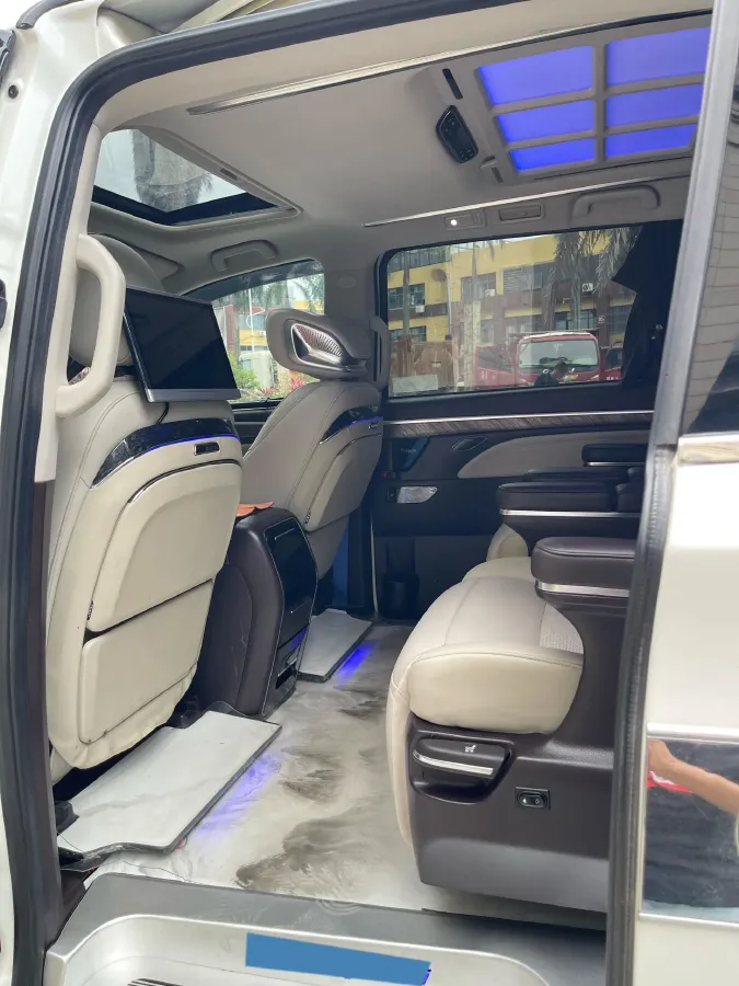 2021 GAC Trumpchi M8 2.0T 252HP L4 8AT,autocango,china used car exporter,china ev exporter,chinese used car exporter,chinese used ev exporter