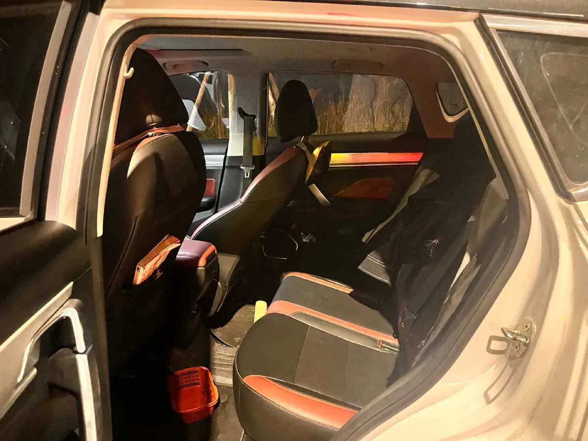 2021 Geely Coolray 1.4T 141HP L4 6DCT,autocango,china used car exporter,china ev exporter,chinese used car exporter,chinese used ev exporter