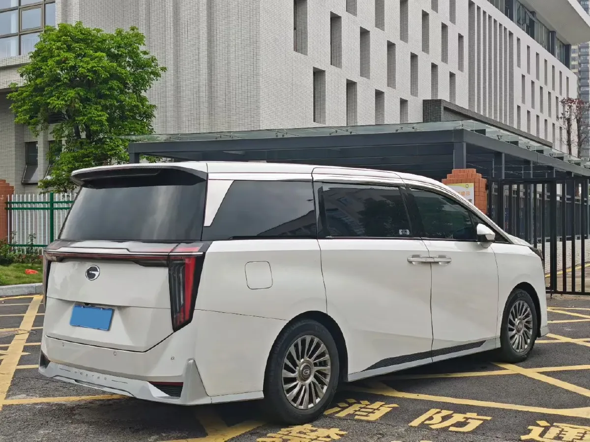 2023 GAC Trumpchi M8 2.0T 190HP L4 E-CVT Hybrid,autocango,china used car exporter,china ev exporter,chinese used car exporter,chinese used ev exporter