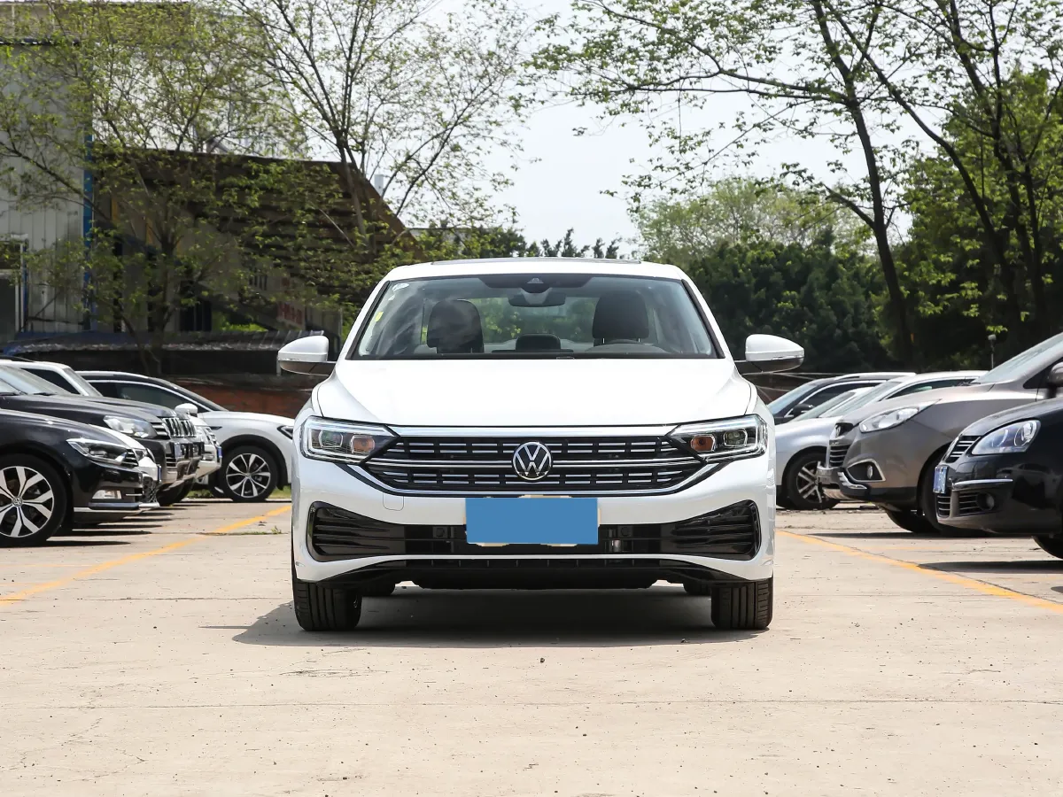 2024 Volkswagen Sagitar 1.2T 116HP L4 7DCT,autocango,china used car exporter,china ev exporter,chinese used car exporter,chinese used ev exporter
