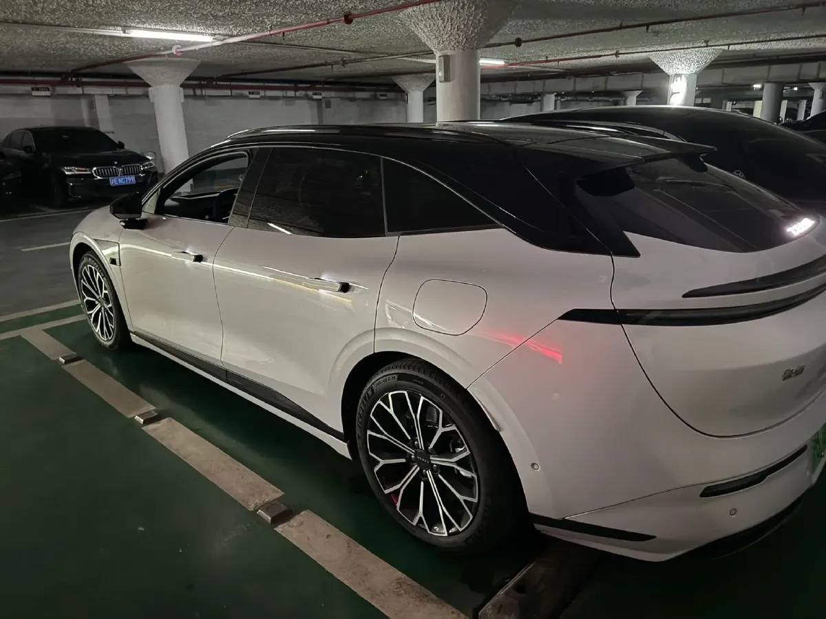 2025 Zeekr 007GT BEV 75KWH,autocango,china used car exporter,china ev exporter,chinese used car exporter,chinese used ev exporter