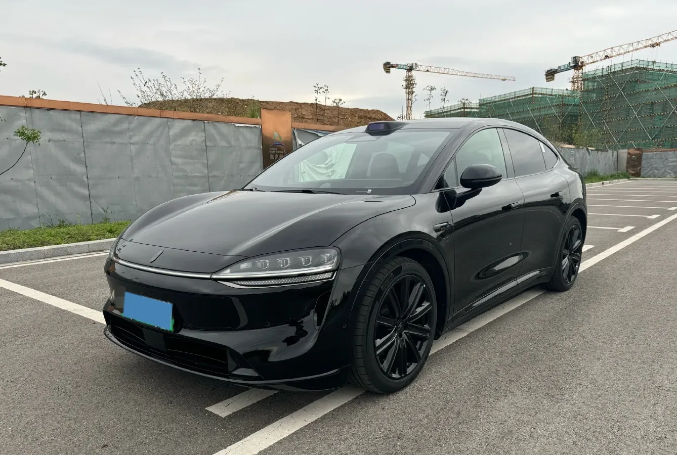 2026 Luxeed R7 BEV,autocango,china used car exporter,china ev exporter,chinese used car exporter,chinese used ev exporter