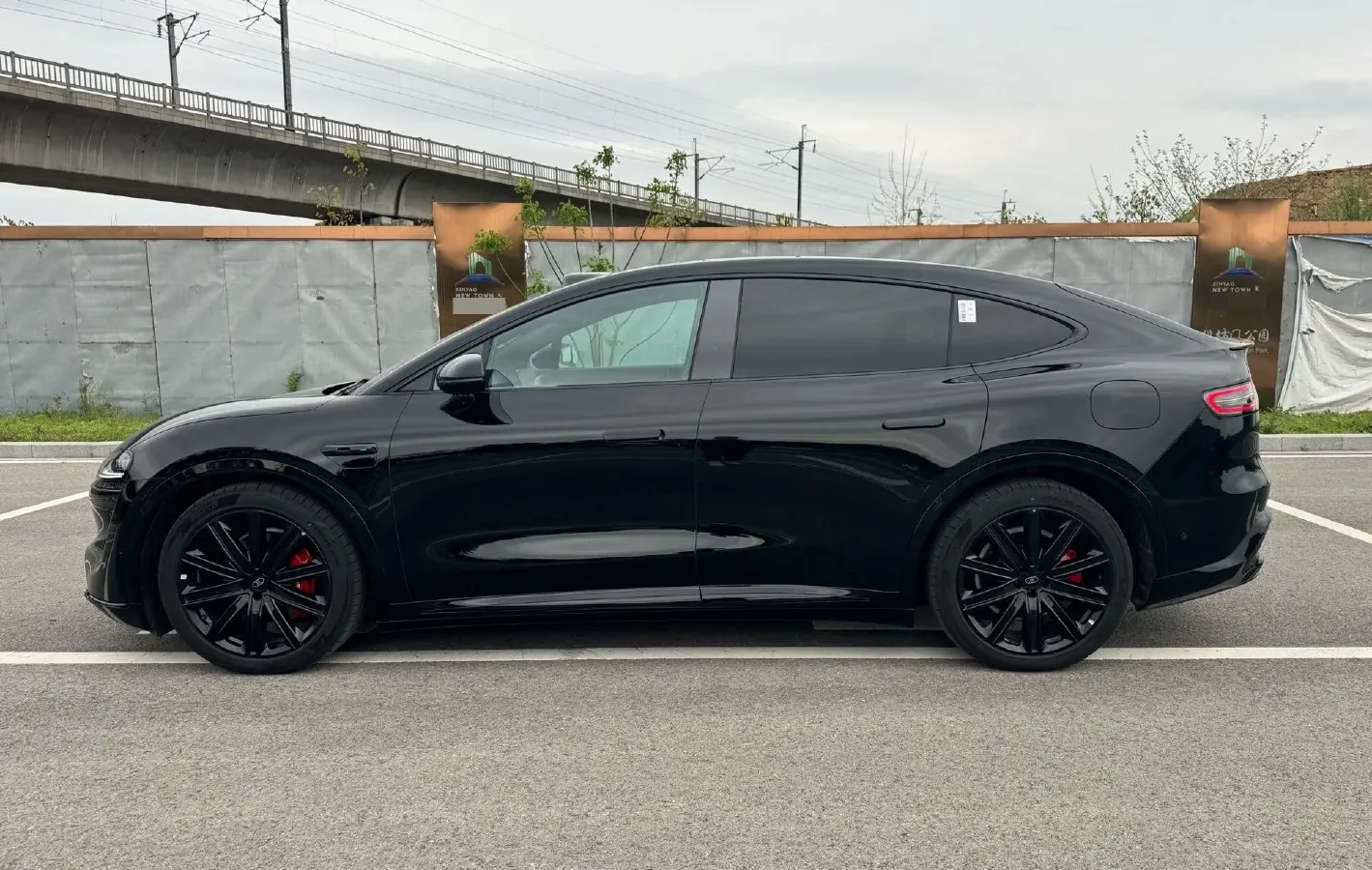 2026 Luxeed R7 BEV,autocango,china used car exporter,china ev exporter,chinese used car exporter,chinese used ev exporter