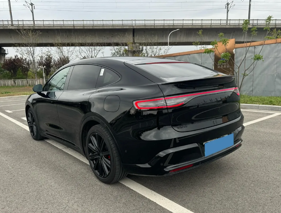 2026 Luxeed R7 BEV,autocango,china used car exporter,china ev exporter,chinese used car exporter,chinese used ev exporter