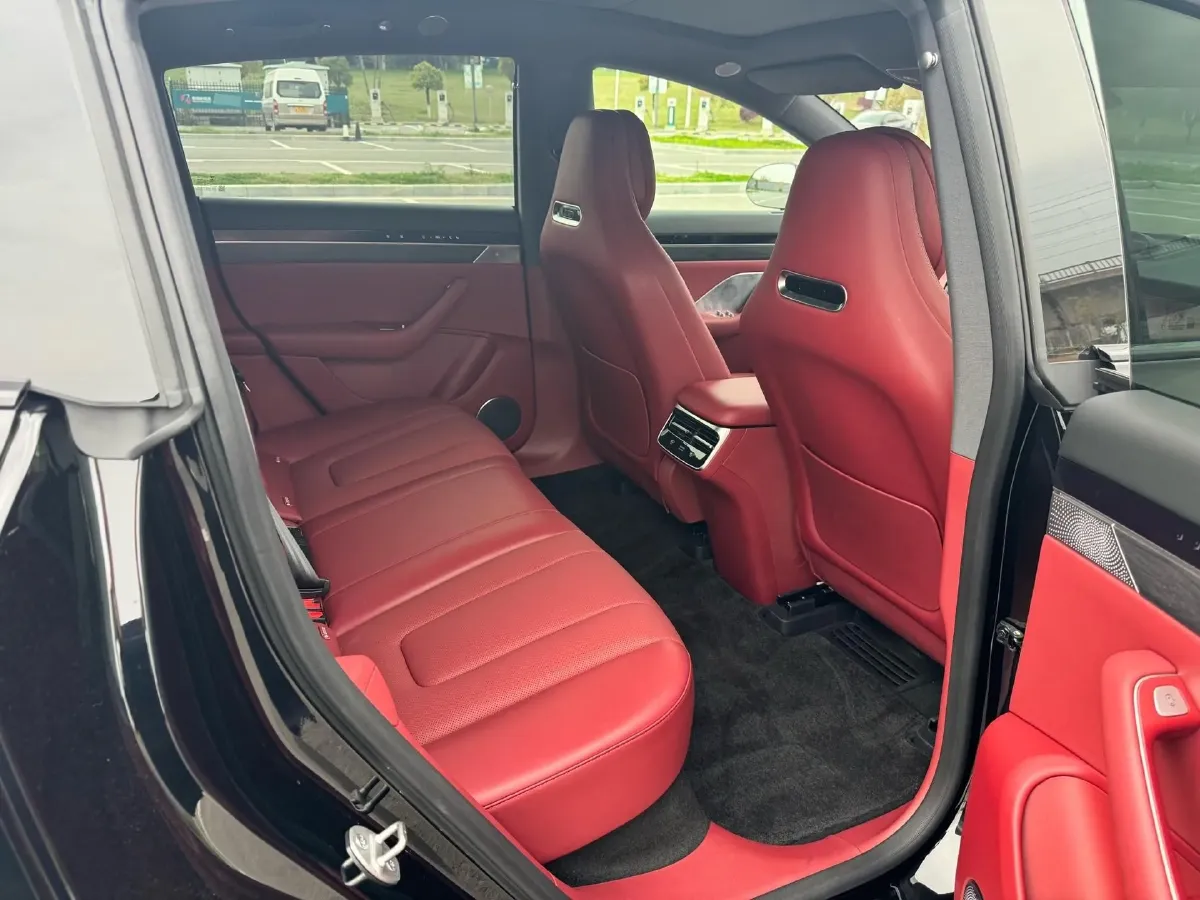 2026 Luxeed R7 BEV,autocango,china used car exporter,china ev exporter,chinese used car exporter,chinese used ev exporter