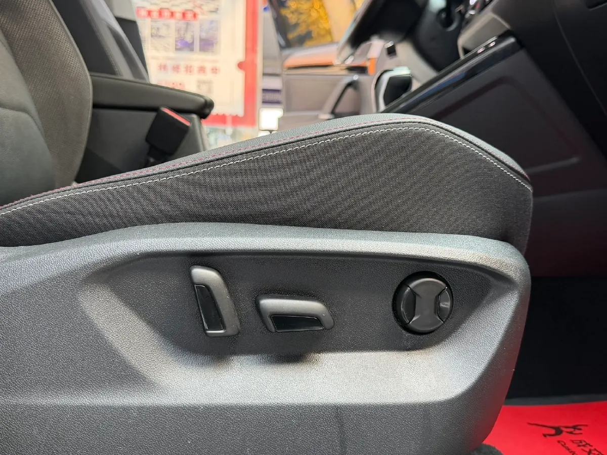 2022 Volkswagen Tayron 1.4T 150HP L4 7DCT,autocango,china used car exporter,china ev exporter,chinese used car exporter,chinese used ev exporter