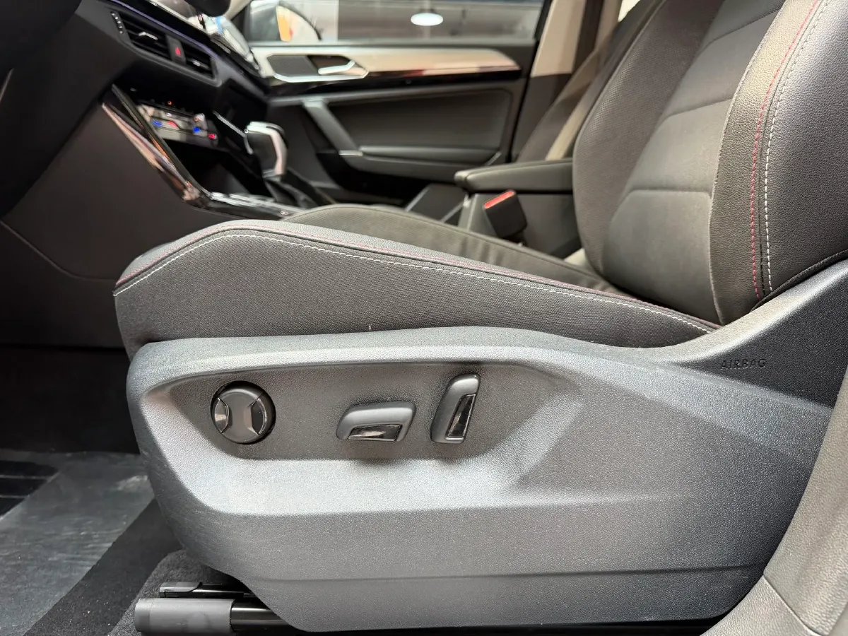 2022 Volkswagen Tayron 1.4T 150HP L4 7DCT,autocango,china used car exporter,china ev exporter,chinese used car exporter,chinese used ev exporter