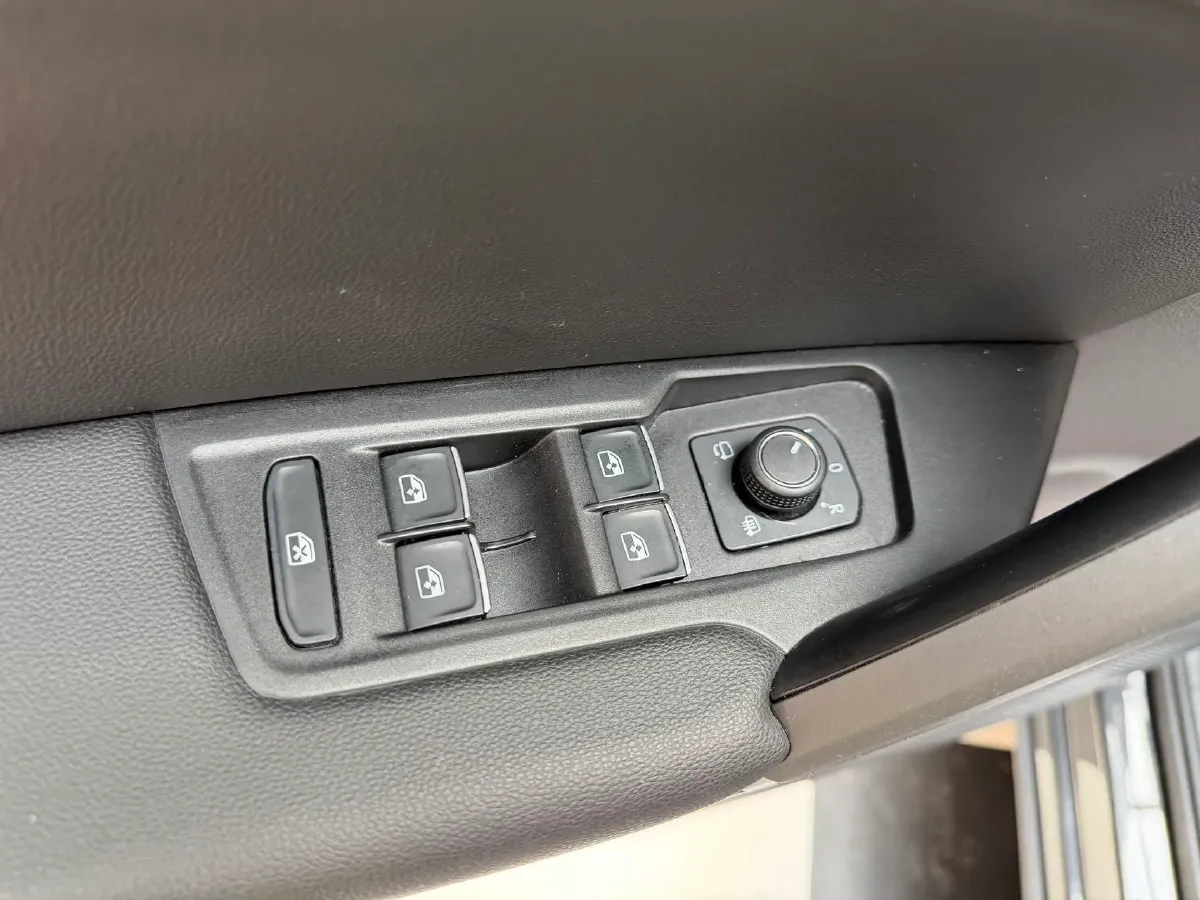 2022 Volkswagen Tayron 1.4T 150HP L4 7DCT,autocango,china used car exporter,china ev exporter,chinese used car exporter,chinese used ev exporter