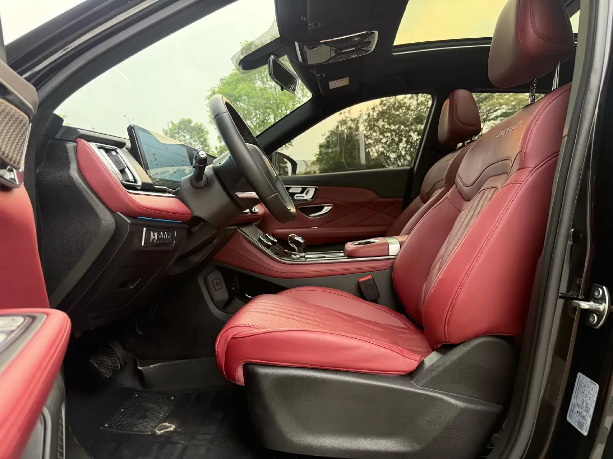 2025 Jetour X70 Plus 1.5T 156HP L4 6DCT,autocango,china used car exporter,china ev exporter,chinese used car exporter,chinese used ev exporter