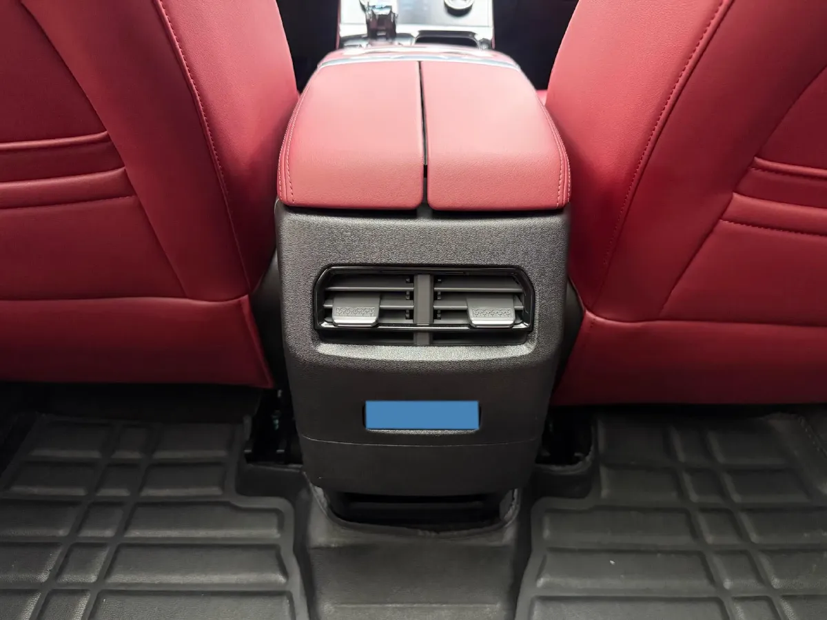 2025 Jetour X70 Plus 1.5T 156HP L4 6DCT,autocango,china used car exporter,china ev exporter,chinese used car exporter,chinese used ev exporter