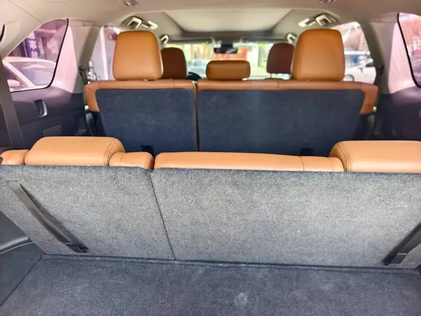 2021 Toyota Highlander 2.0T 220HP L4 6AT,autocango,china used car exporter,china ev exporter,chinese used car exporter,chinese used ev exporter