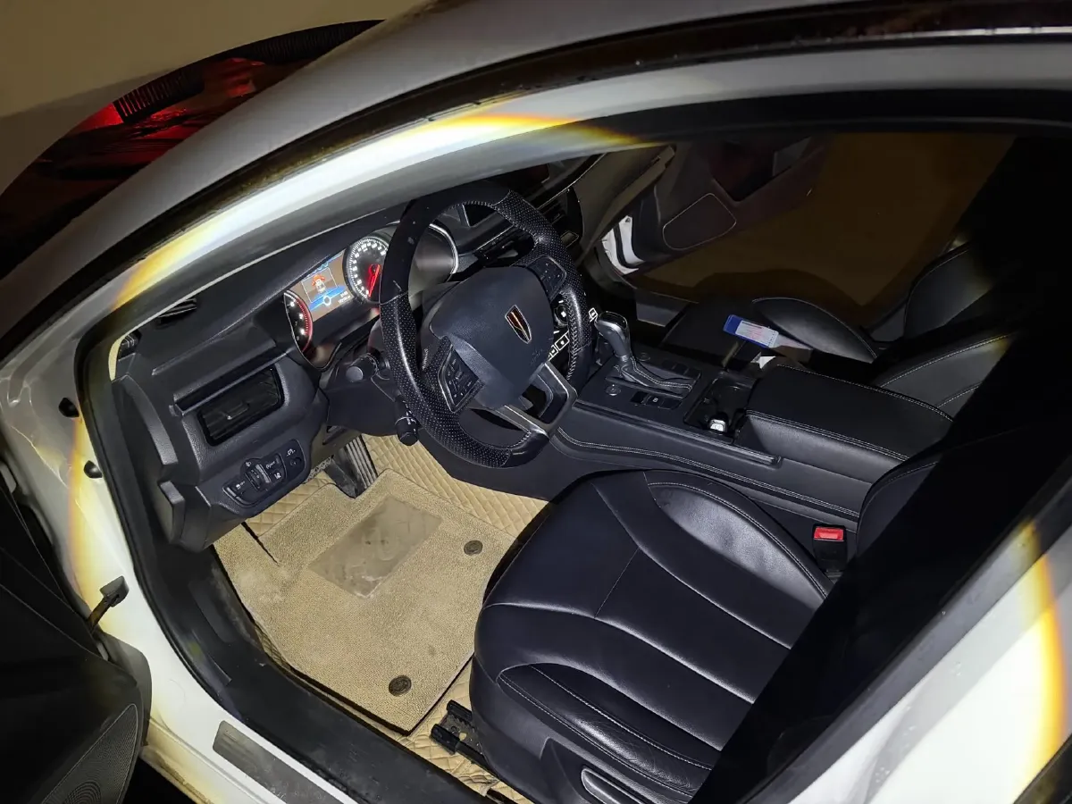 2019 HongQi H5 1.8T 180HP L4 6AT,autocango,china used car exporter,china ev exporter,chinese used car exporter,chinese used ev exporter