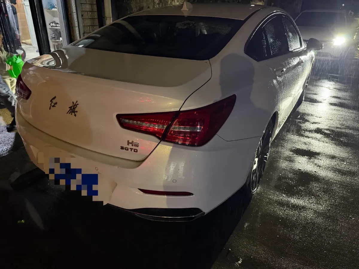 2019 HongQi H5 1.8T 180HP L4 6AT,autocango,china used car exporter,china ev exporter,chinese used car exporter,chinese used ev exporter