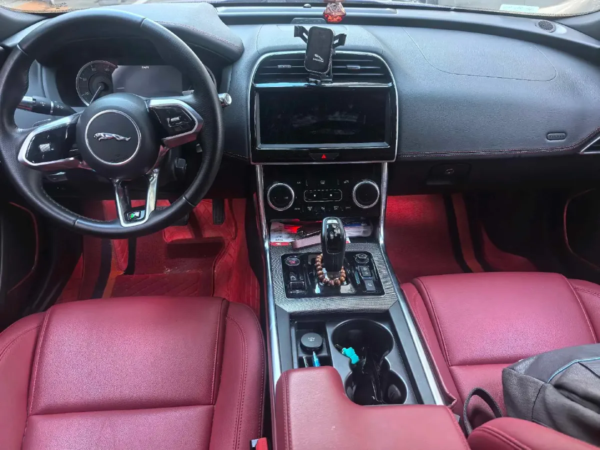 2020 Jaguar XEL 2.0T 200HP L4 8AT,autocango,china used car exporter,china ev exporter,chinese used car exporter,chinese used ev exporter