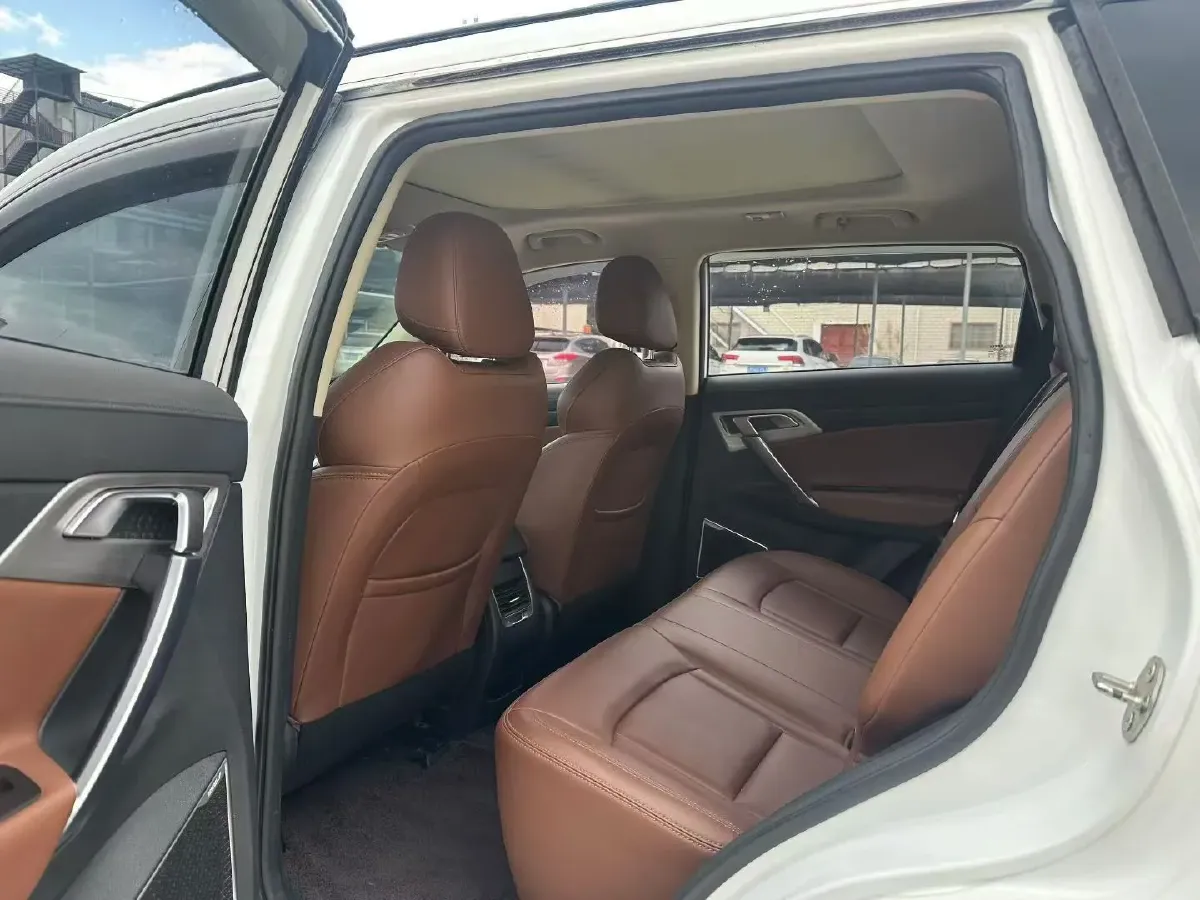 2021 Geely Azkarra 1.8T 184HP L4 7DCT,autocango,china used car exporter,china ev exporter,chinese used car exporter,chinese used ev exporter