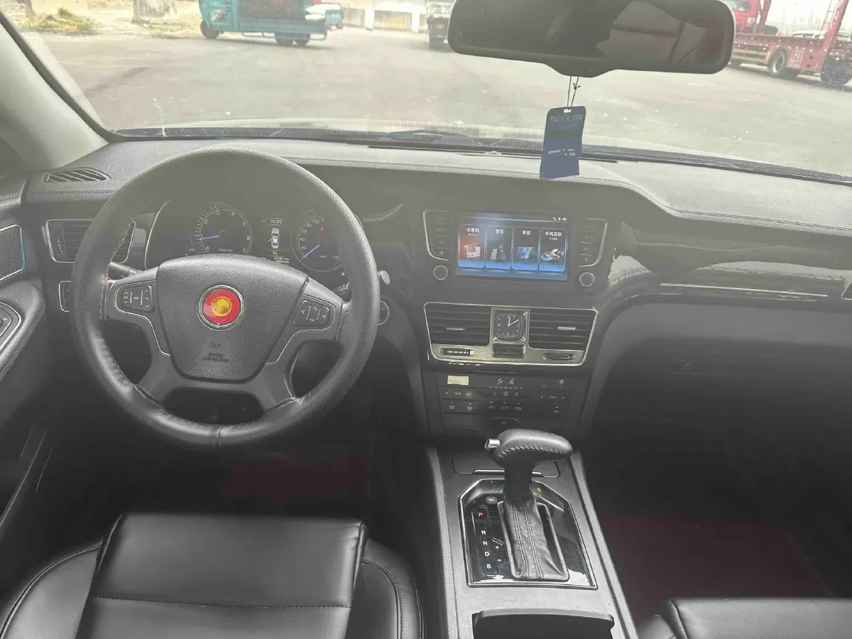 2017 HongQi H7 1.8T 188HP L4 6AT,autocango,china used car exporter,china ev exporter,chinese used car exporter,chinese used ev exporter