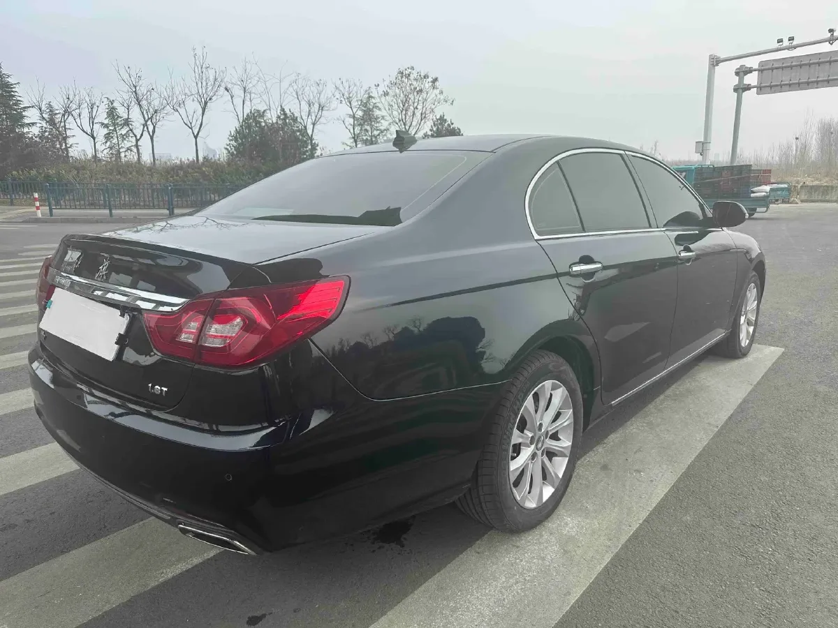 2017 HongQi H7 1.8T 188HP L4 6AT,autocango,china used car exporter,china ev exporter,chinese used car exporter,chinese used ev exporter