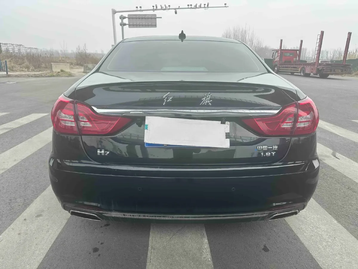 2017 HongQi H7 1.8T 188HP L4 6AT,autocango,china used car exporter,china ev exporter,chinese used car exporter,chinese used ev exporter