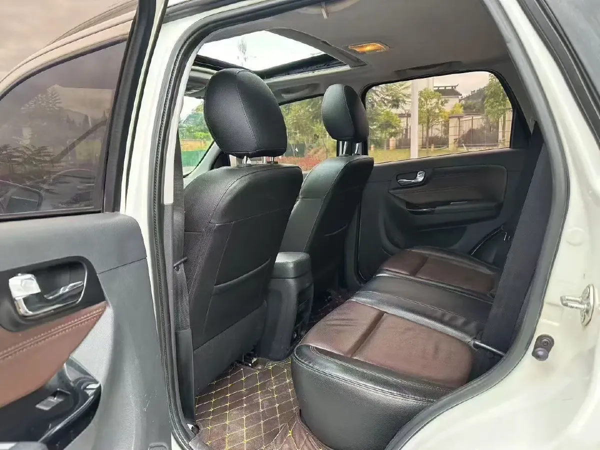 2017 HaiMa S7 1.8T 188HP L4 6AT,autocango,china used car exporter,china ev exporter,chinese used car exporter,chinese used ev exporter