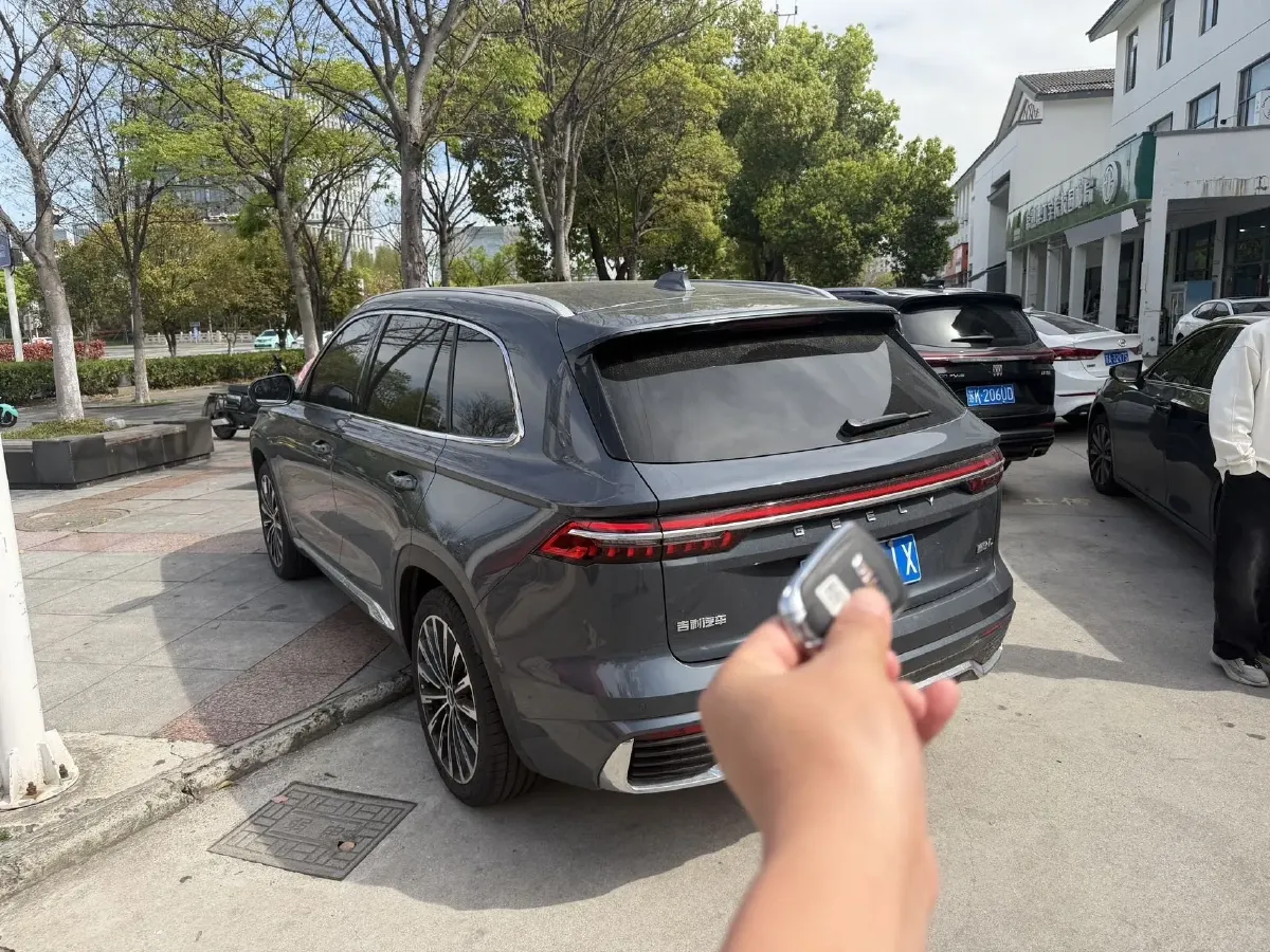 2025 Geely Monjaro 2.0T 238HP L4 8AT,autocango,china used car exporter,china ev exporter,chinese used car exporter,chinese used ev exporter