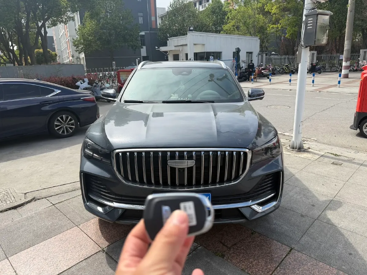 2025 Geely Monjaro 2.0T 238HP L4 8AT,autocango,china used car exporter,china ev exporter,chinese used car exporter,chinese used ev exporter