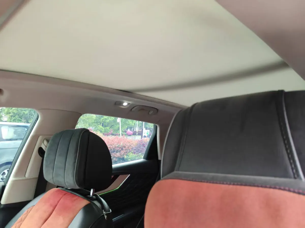 2022 HongQi HS5 2.0T 224HP L4 6AT,autocango,china used car exporter,china ev exporter,chinese used car exporter,chinese used ev exporter