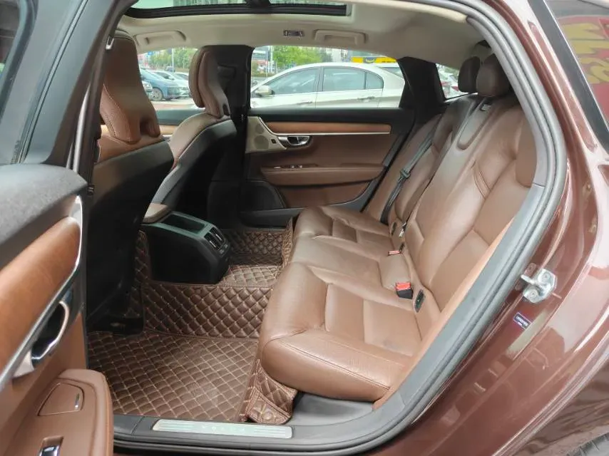 2019 Infiniti Q70 2.0T 211HP L4 7AT,autocango,china used car exporter,china ev exporter,chinese used car exporter,chinese used ev exporter