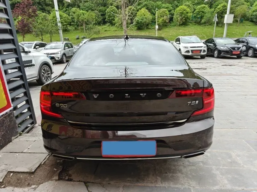 2019 Infiniti Q70 2.0T 211HP L4 7AT,autocango,china used car exporter,china ev exporter,chinese used car exporter,chinese used ev exporter