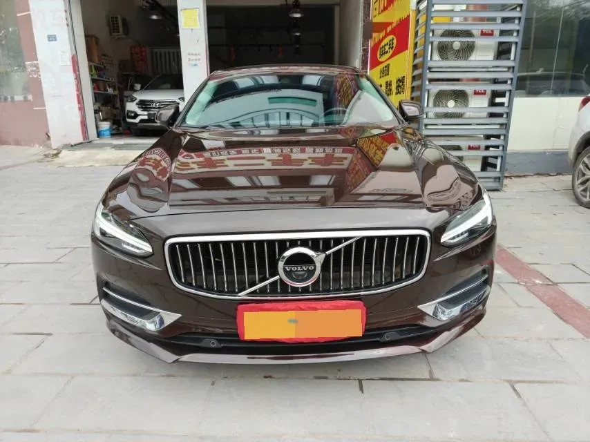 2019 Infiniti Q70 2.0T 211HP L4 7AT,autocango,china used car exporter,china ev exporter,chinese used car exporter,chinese used ev exporter