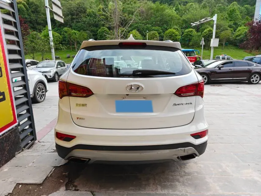 2017 Hyundai Santafe 2.0T 245HP L4 6AT,autocango,china used car exporter,china ev exporter,chinese used car exporter,chinese used ev exporter