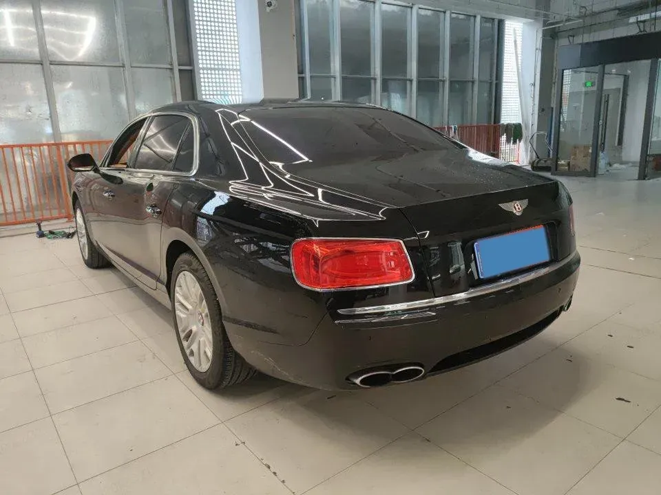 2017 Bentley Flying Spur 4.0T 528HP V8 8AT,autocango,china used car exporter,china ev exporter,chinese used car exporter,chinese used ev exporter