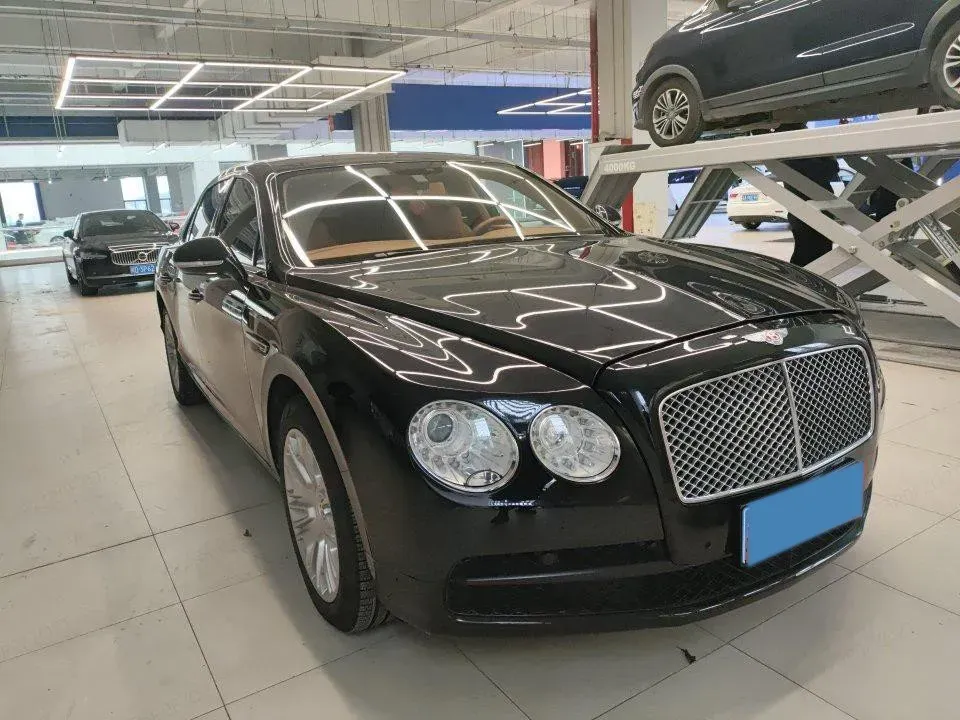 2017 Bentley Flying Spur 4.0T 528HP V8 8AT,autocango,china used car exporter,china ev exporter,chinese used car exporter,chinese used ev exporter