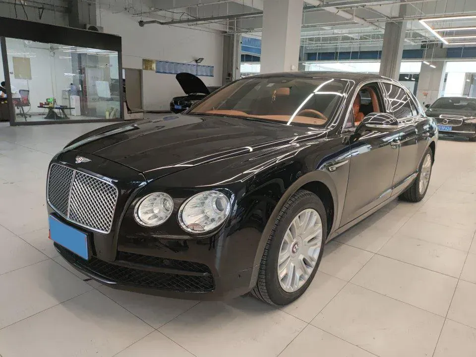 2017 Bentley Flying Spur 4.0T 528HP V8 8AT,autocango,china used car exporter,china ev exporter,chinese used car exporter,chinese used ev exporter