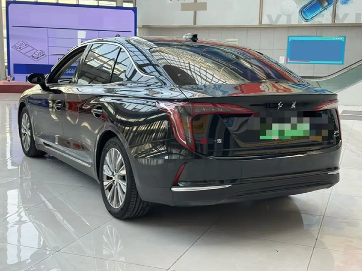 2024 HongQi E-QM5 BEV 60KWH,autocango,china used car exporter,china ev exporter,chinese used car exporter,chinese used ev exporter