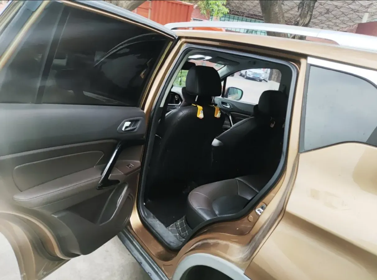 2018 GAC Trumpchi GS4 1.5T 152HP L4 6AT,autocango,china used car exporter,china ev exporter,chinese used car exporter,chinese used ev exporter