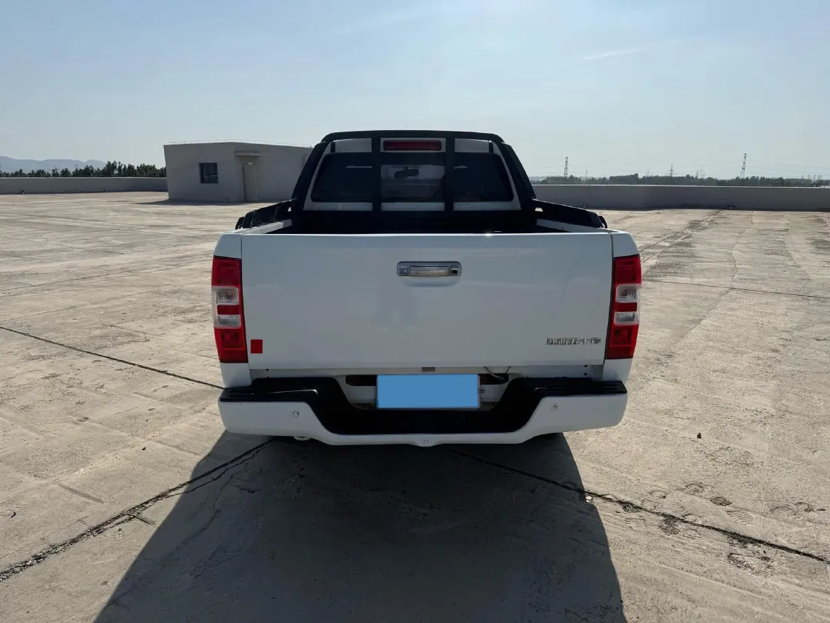 2020 Isuzu Jim 2.8T 120HP L4 5MT,autocango,china used car exporter,china ev exporter,chinese used car exporter,chinese used ev exporter