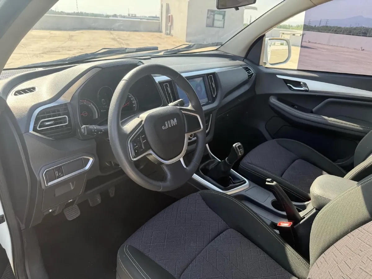 2020 Isuzu Jim 2.8T 120HP L4 5MT,autocango,china used car exporter,china ev exporter,chinese used car exporter,chinese used ev exporter