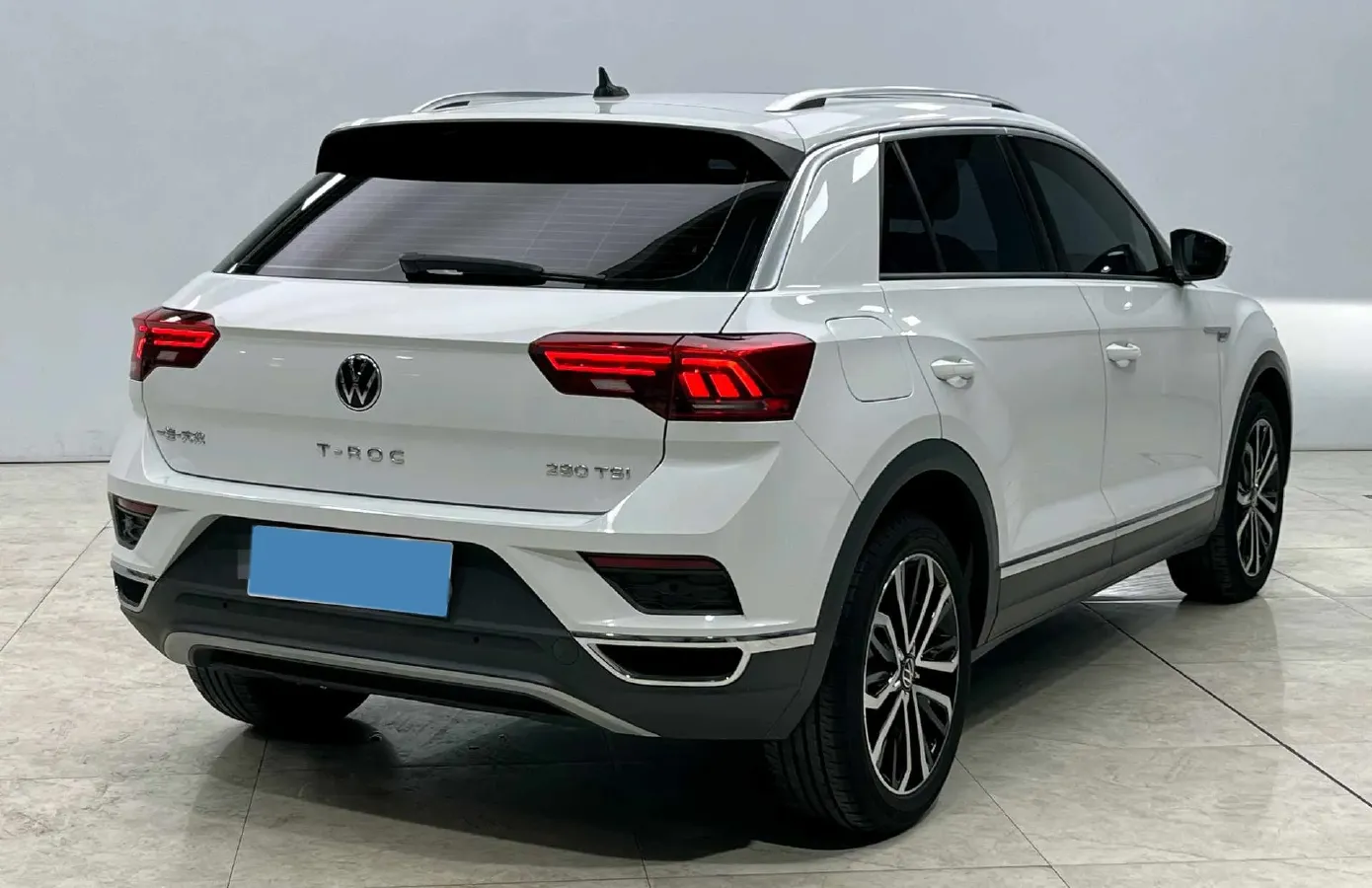2022 Volkswagen T-Roc 1.4T 150HP L4 7DCT,autocango,china used car exporter,china ev exporter,chinese used car exporter,chinese used ev exporter