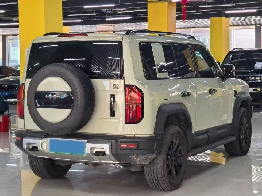 2023 FangChengBao Bao 5 1.5T 194HP L4 E-CVT PHEV 31.8KWH,autocango,china used car exporter,china ev exporter,chinese used car exporter,chinese used ev exporter