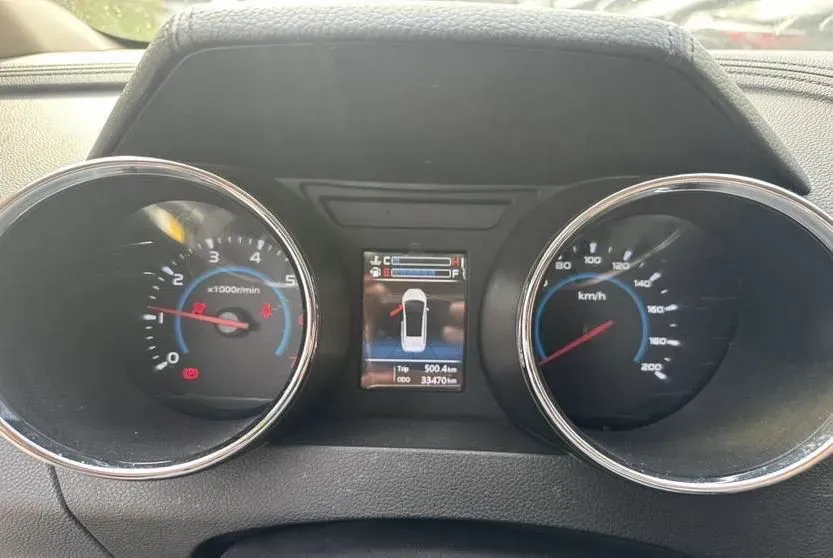 2017 LiFan XuanLang 1.8L 133HP L4 5MT,autocango,china used car exporter,china ev exporter,chinese used car exporter,chinese used ev exporter