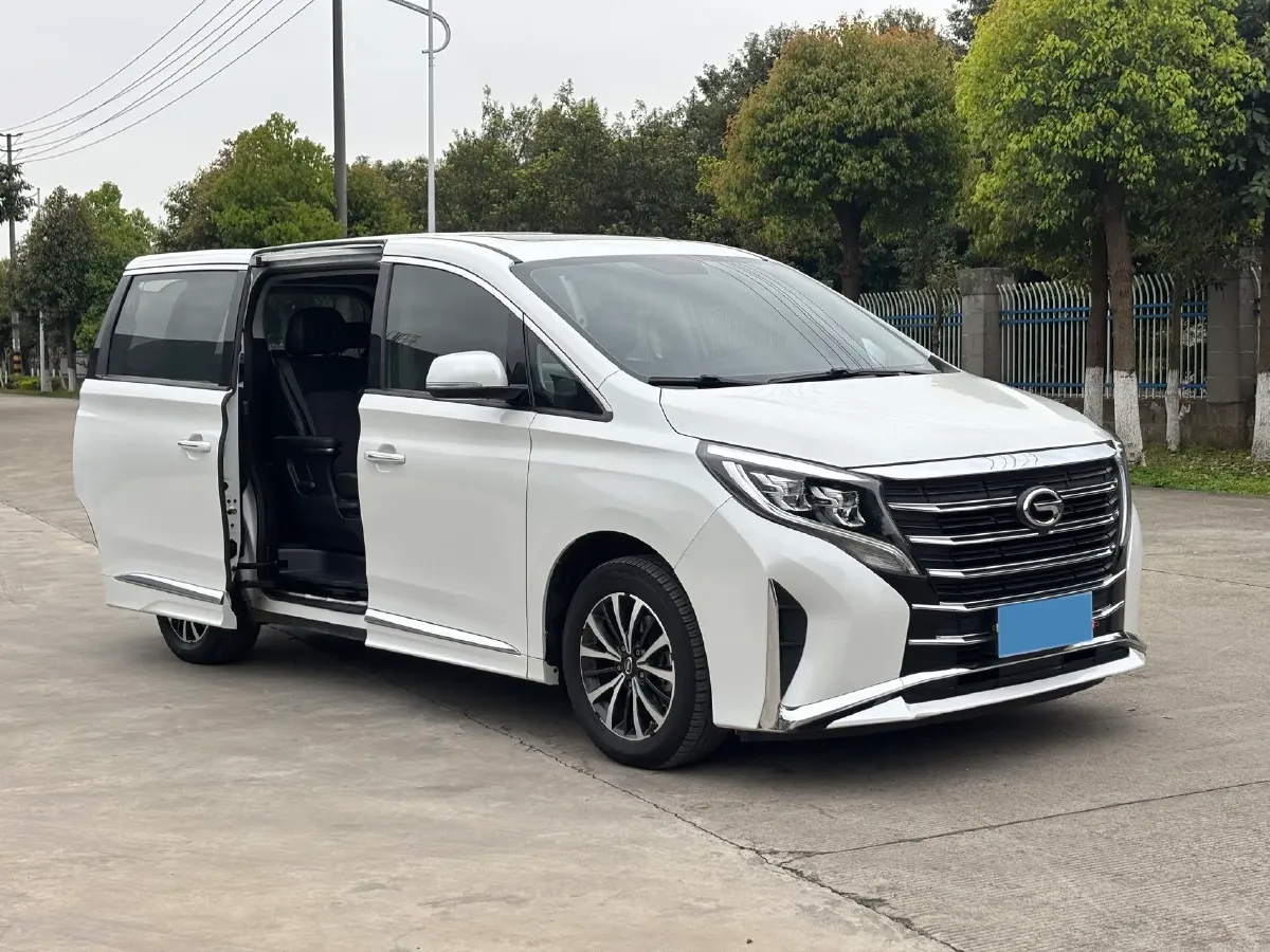 2023 GAC Trumpchi M8 2.0T 252HP L4 8AT,autocango,china used car exporter,china ev exporter,chinese used car exporter,chinese used ev exporter