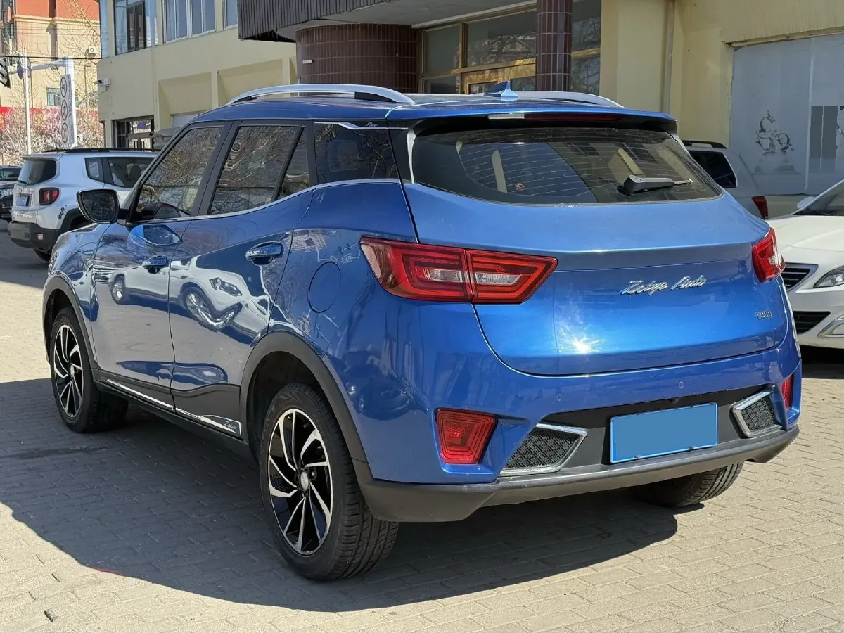 2017 Zotye T300 1.5L 112HP L4 5MT,autocango,china used car exporter,china ev exporter,chinese used car exporter,chinese used ev exporter