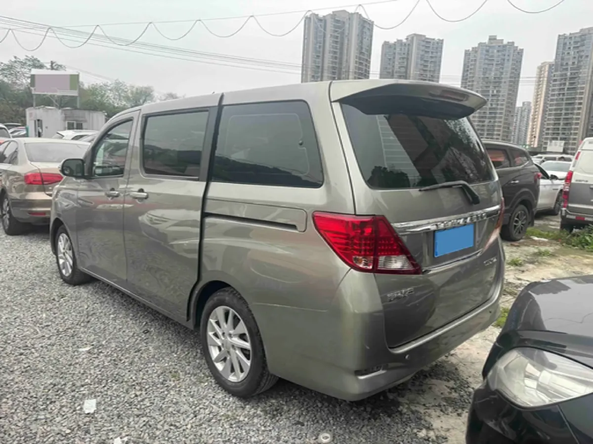 2018 Yema SiPaiKa 1.5L 112HP L4 5MT,autocango,china used car exporter,china ev exporter,chinese used car exporter,chinese used ev exporter